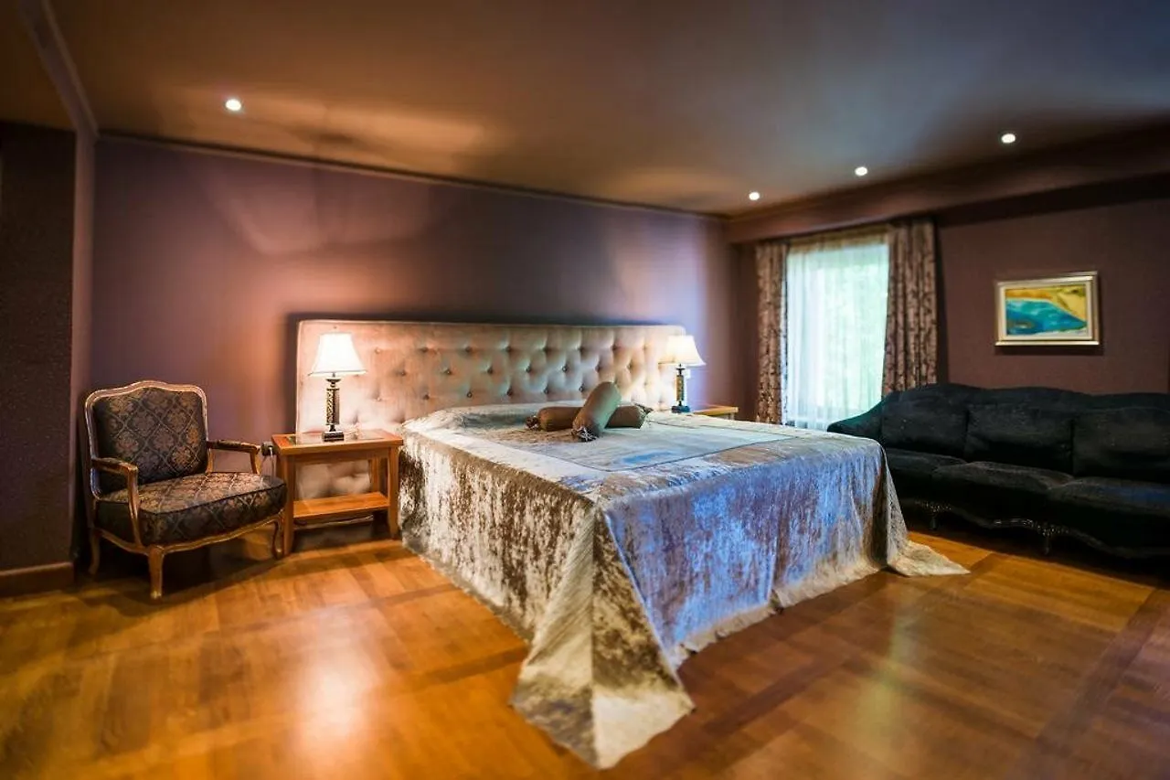 Ventura Boutique Hotel contacts